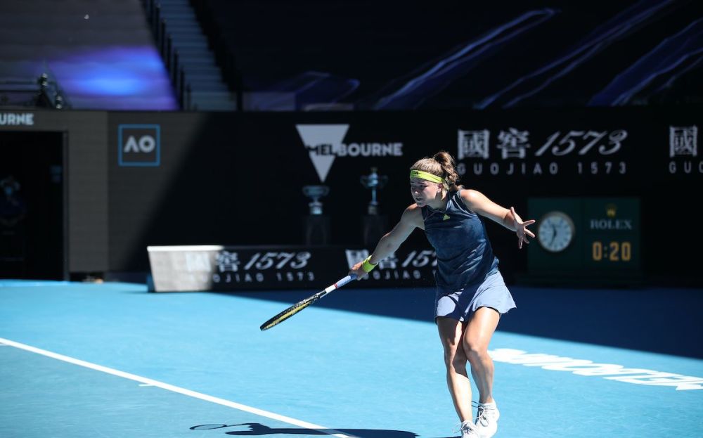 本人在接受 本人在接受