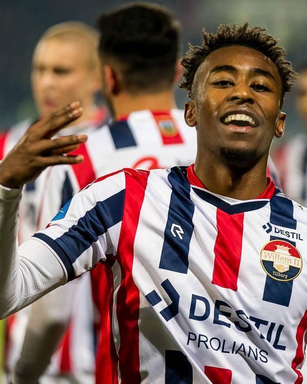 展现了其在 展现了其在