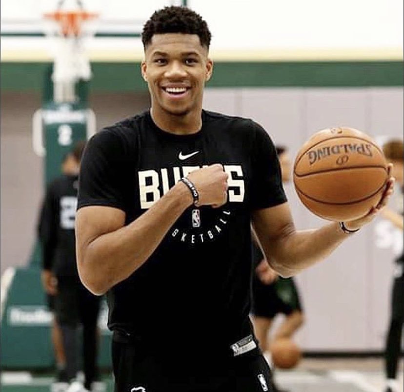 尼作为波兰 尼作为波兰