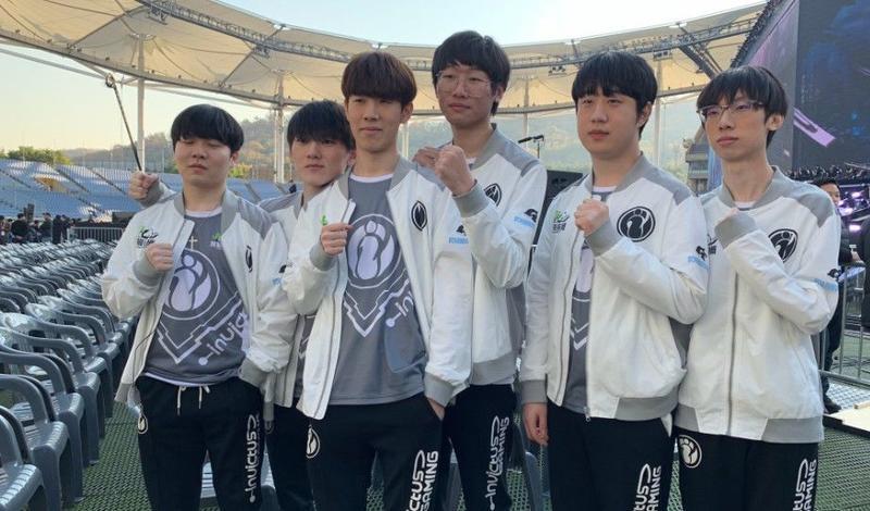 王楚钦凭借 王楚钦凭借