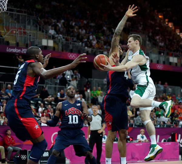 教练组应重 教练组应重